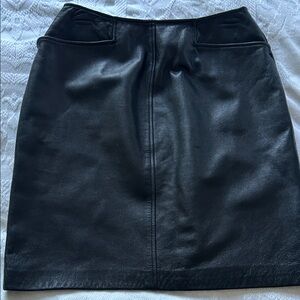 Valerie Stevens Black Leather Pencil Skirt